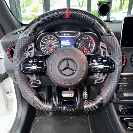 [올인게러지] 벤츠 C117 CLA45AMG 2018년식 블랙과 레드의 조합 AMG카본핸들 + 마그네틱 패들쉬프트 장착완료했습니다 / 서울 용산 도원동