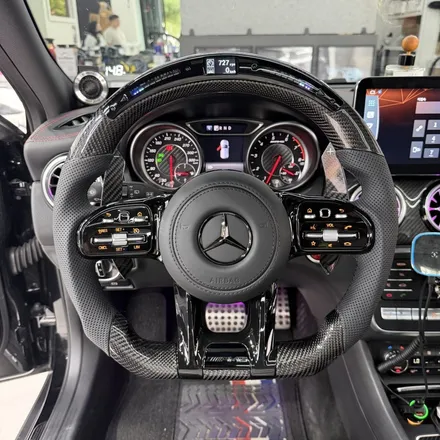 [올인게러지] 벤츠 X156 GLA45AMG LED퍼포먼스적용 AMG카본핸들 튜닝 올블랙 트림의 조합 / 서울 용산 도원동