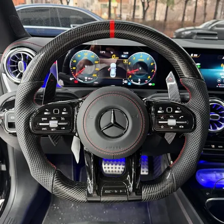 [올인게러지] 벤츠 C118 CLA250 2020년식 AMG카본핸들 블랙과 레드라인포인트 카본패들쉬프트까지 / 서울 용산 도원동