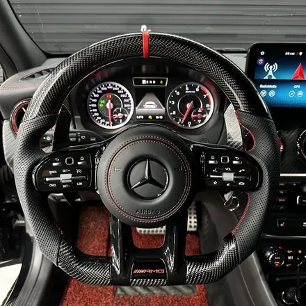 [올인게러지] 벤츠 W176 A45AMG 신형 AMG카본 D컷핸들 튜닝 가장 인기가 많은 제품 / 서울 용산 도원동