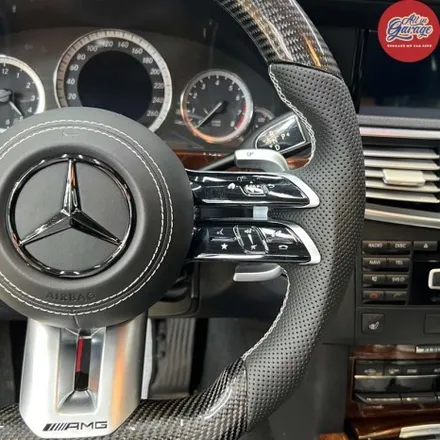 벤츠 W212 E300 잠자리카본핸들 교체 , 최신형AMG카본핸들D컷 순정레트로핏 / 서울 용산 중구