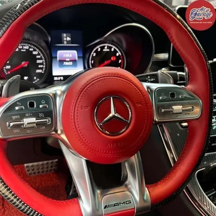 벤츠 w205 c클래스 c200 쿠페 신형 벤츠 AMG카본D컷핸들 교체 / 서울 용산 중구