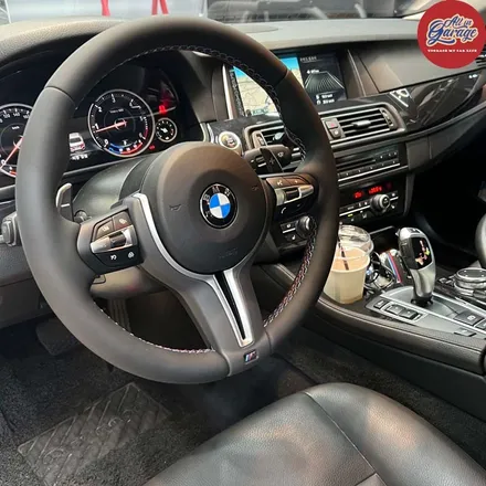 BMW F10 5시리즈 520D 정품 M열선핸들 교체로 핸들디자인 변경 / 서울 용산 중구