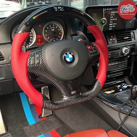 BMW E92 M3 / M카본D컷LED퍼포먼스핸들 교체작업 / 서울 용산 중구