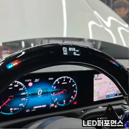 벤츠 CLA45SAMG 2021 벤츠LED카본D컷 잠자리핸들 교체시공 (OLED어질리티셀렉트,카본패들쉬프트) / 서울 용산 중구