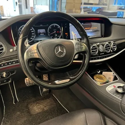 벤츠 W222 S클래스 S500 최신형마이바흐핸들 교체했습니다 최신형우드스타일 / 서울 용산 중구