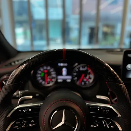 [올인게러지] 벤츠 C117 CLA45AMG 16년식 카본 잠자리 AMG핸들 레드라인 D컷 / 서울 용산 도원동