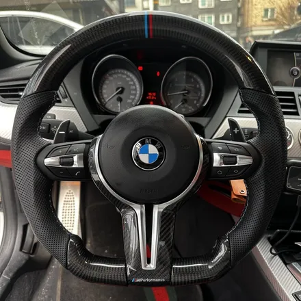 [올인게러지] BMW E89 Z4 F바디 M카본D컷핸들 튜닝 / 서울 용산 도원동