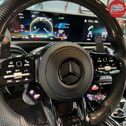 벤츠 C118 CLA45S amg AMG카본D컷핸들교체 , 실내의 변화 기능업그레이드 / 서울 용산 중구