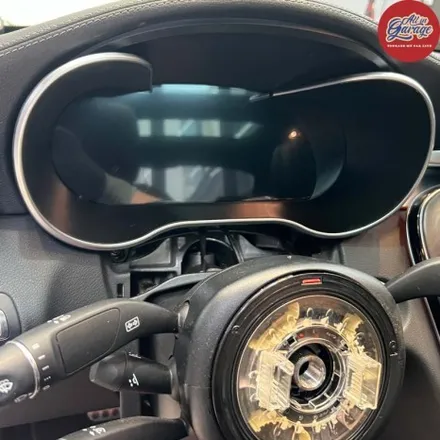 벤츠 W205 C250 벤츠신형 AMG핸들 과 디지털계기판[사제] 교체로 실내 컨버젼 / 서울 용산 중구