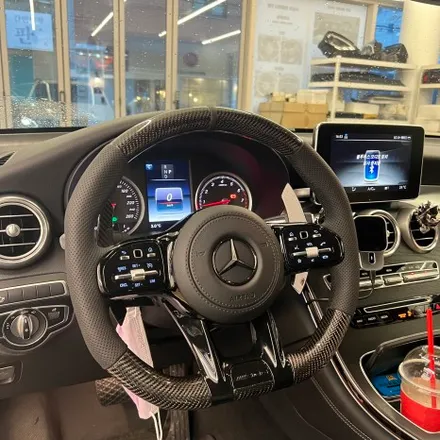 벤츠 GLC 300 후기형 AMG카본핸들 D컷 교체했습니다 컨버젼작업 / 서울 용산 중구