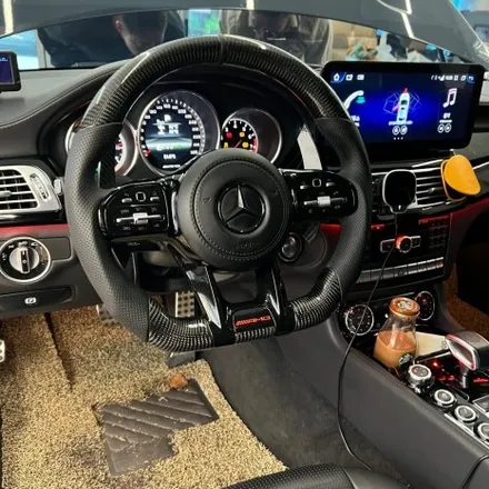 벤츠 W218 CLS63 AMG 카본D컷 디자인 AMG핸들 튜닝 / 서울 용산 중구