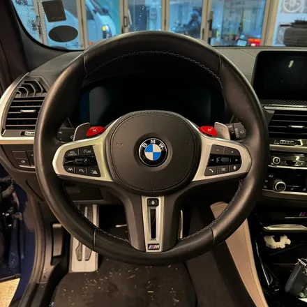 BMW X3M G바디 모델  카본핸들 D컷 으로 교체했습니다 / 서울 용산 도원동