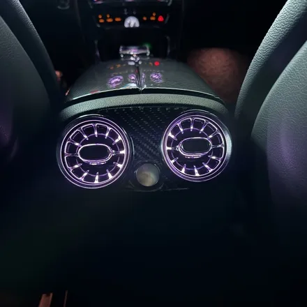 [올인게러지] 벤츠 W205 C200 쿠페 최신형 카본잠자리핸들 교체 + 1,2열 송풍구 엠비언트 시공 완성! / 서울 용산 도원동