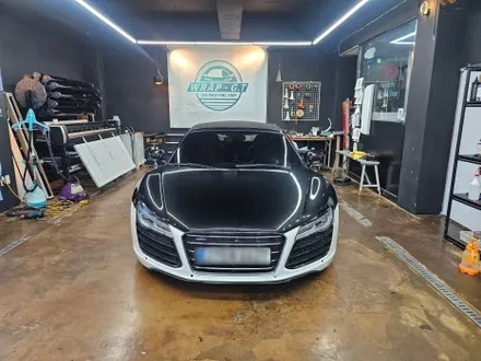 아우디 R8 고양시 전체 랩핑 제거 + 측면 틴팅 / 고양 삼송, 일산