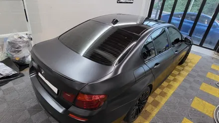 BMW 5시리즈 일산랩핑 에이버리 사틴블랙 전체랩핑 / 고양시 식사동