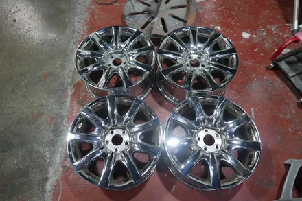 에쿠스 크롬휠 수리 복원 + 고스트 크롬 컬러도장(휠수리) / 현대 / 에쿠스 / 부산 금정구