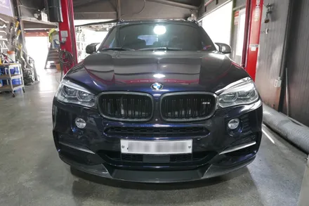 bmw x5 m + 검정유광 휠 복원 도장 + 오렌지 골드 캘리퍼 우레탄도장 + m레터링 작업 / BMW / X5 / 부산 금정구