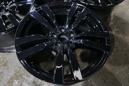 <휠웍스>bmw x6m + 휠수리 + 블랙유광 + 휠도장 +던롭타이어 + 허브스페이스 / 부산 금정구
