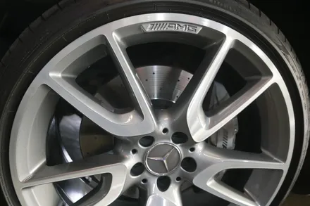벤츠 e43amg + 컷팅휠 수리 복원 + 크랙수리 용접 + 분체도장 +휠 에어누설(휠수리) / 벤츠 / E-클래스 / 부산 금정구