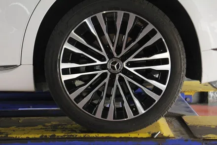 벤츠 W213 S580 휠 복원 / 부산 금정구