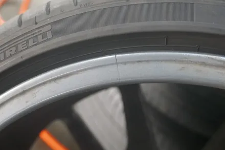 벤츠 e43amg + 컷팅휠 수리 복원 + 크랙수리 용접 + 분체도장 +휠 에어누설(휠수리) / 벤츠 / E-클래스 / 부산 금정구
