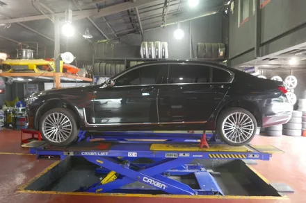 BMW G12 730Ld 휠복원(휠수리) / BMW / 7시리즈 / 부산 금정구