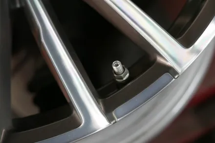 BMW G12 730Ld 휠복원(휠수리) / BMW / 7시리즈 / 부산 금정구