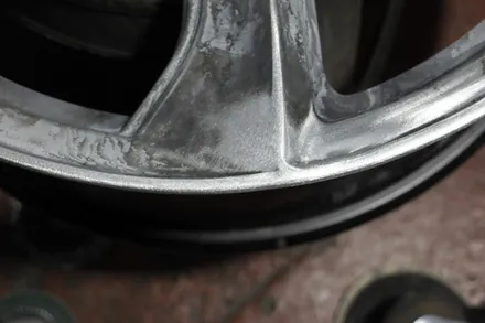 테슬라 휠복원 / 부산 금정구