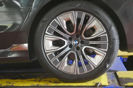 BMW G바디 7시리즈 휠복원(휠수리) / BMW / 7시리즈 / 부산 금정구