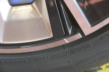 BMW ix3 휠 복원(휠수리) / BMW / ix3 / 부산 금정구