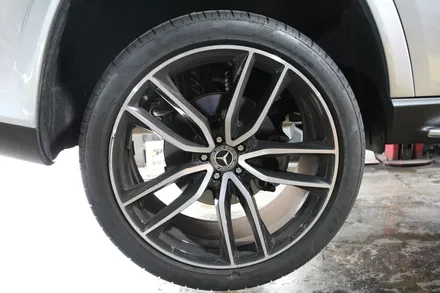 benz gls 580 + 23인치 + 휠수리 복원 + 피렐리 타이어 교환 / 부산 금정구