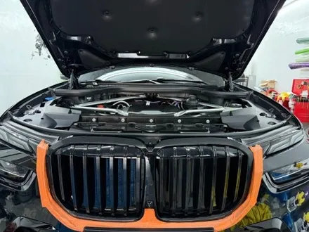 춘천랩핑 - BMW X7 G07 lci 전체크롬죽이기 블랙팩 나이트패키지 - 킹드레스 / 춘천시 후평동