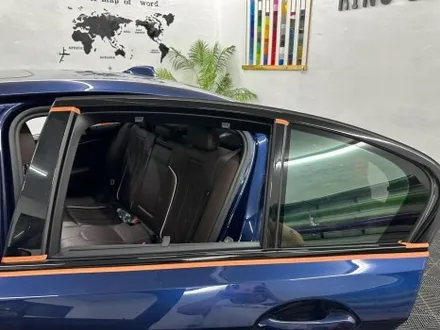춘천크롬죽이기 - BMW 5시리즈 G30 전기형 전체크롬죽이기 - 킹드레스 / 춘천시 후평동