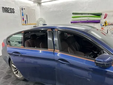 춘천크롬죽이기 - BMW 5시리즈 G30 전기형 전체크롬죽이기 - 킹드레스 / 춘천시 후평동