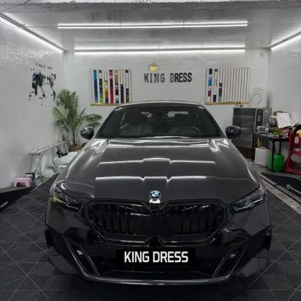 춘천그릴랩핑 - BMW 5시리즈 G60 아이코닉글로우 크롬죽이기 - 킹드레스 / 춘천시 후평동