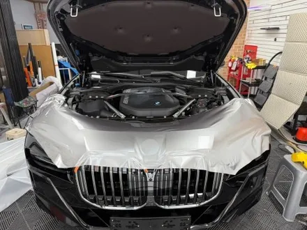 춘천듀오톤랩핑 - BMW 7시리즈 G70 고광택 투톤랩핑 시공 - 킹드레스 / 춘천시 후평동