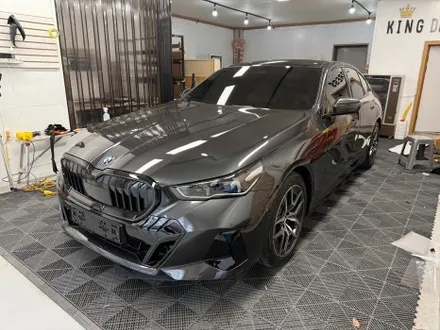 강원도크롬죽이기 - BMW 5시리즈 G60 그릴 크롬죽이기 - 킹드레스 / 춘천시 후평동