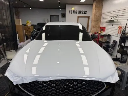 춘천고광택랩핑 - 제네시스 G90 고광택 화이트 전체랩핑 - 킹드레스 / 춘천시 후평동