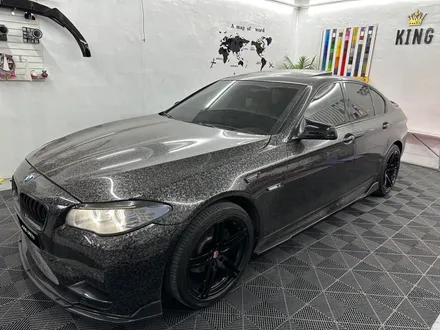 춘천랩핑 - BMW F10 5시리즈 휠랩핑 - 춘천휠랩핑 - 킹드레스 / 춘천시 후평동