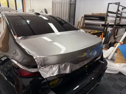 춘천듀오톤랩핑 - BMW 7시리즈 G70 고광택 투톤랩핑 시공 - 킹드레스 / 춘천시 후평동