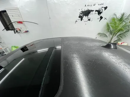 춘천랩핑  - BMW5시리즈 루프스킨 제거.시공 B필러 랩핑 - 춘천루프스킨 - 킹드레스 / 춘천시 후평동