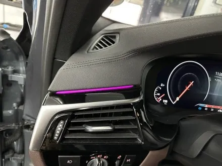 춘천실내랩핑 - BMW G30 5시리즈 실내랩핑 - 킹드레스 / 춘천시 후평동