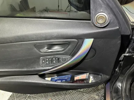 춘천랩핑 -BMW3시리즈실내랩핑 - 320D(F30)실내랩핑 - 춘천실내랩핑 - 킹드레스 / 춘천시 후평동