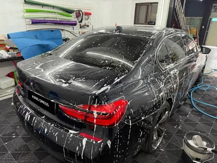 춘천투톤랩핑 - BMW 7시리즈 G10 듀오톤 랩핑 - 킹드레스 / 춘천시 후평동