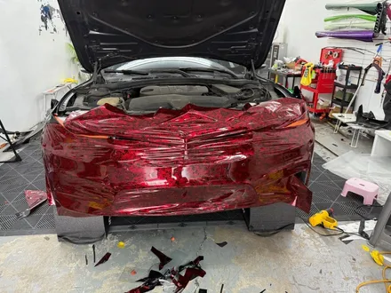 춘천고광택전체랩핑 - BMW 3시리즈 F30 레드포지드카본 전체랩핑 - 킹드레스 / 춘천시 후평동