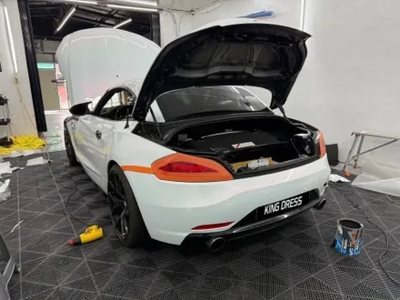 춘천랩핑 - BMW Z4 E89 고광택 화이트카멜레온 전체랩핑 - 킹드레스 / 춘천시 후평동