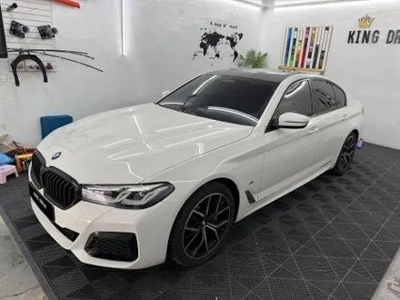 춘천랩핑제거 - BMW 5시리즈 G30 루프스킨.크롬죽이기 제거 - 킹드레스 / 춘천시 후평동