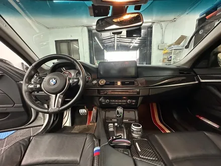 춘천실내랩핑 - BMW 5시리즈 F10 브러쉬 실내랩핑  - 킹드레스 / 춘천시 후평동