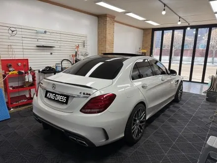 춘천나이트패키지 - 벤츠 C클래스 C63 AMG W205 전체크롬죽이기 나이트패키지  - 킹드레스 / 춘천시 후평동